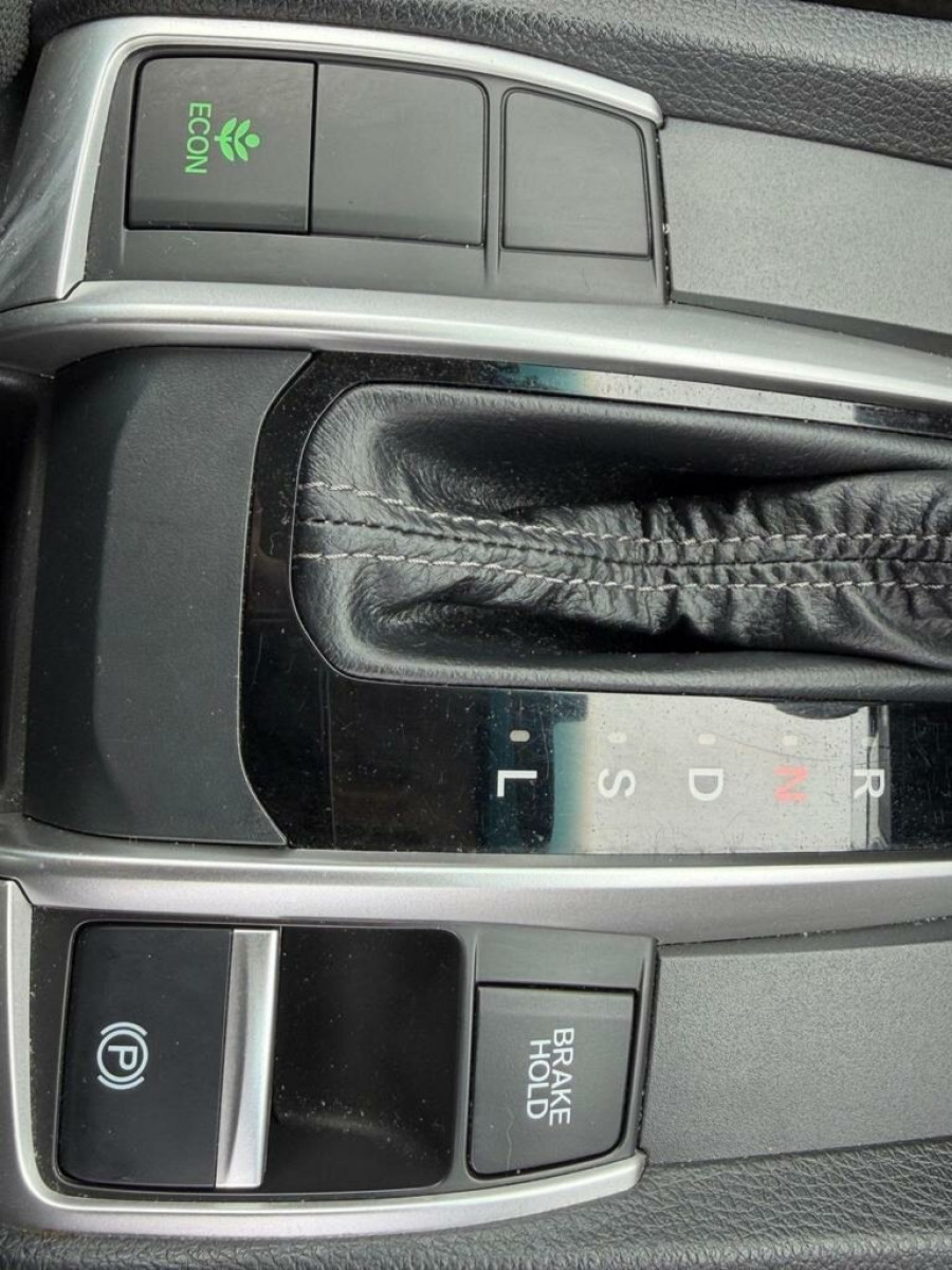 2020 Honda Civic 10th Gen VTi-S Sedan Image 18