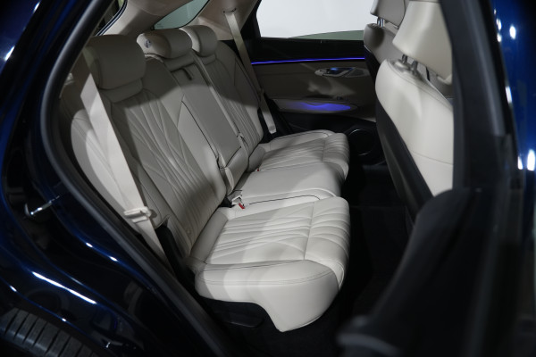 2024 Genesis GV70 2.5T SIGNATURE SUV Image 34