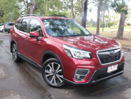 Subaru Forester Premi S5  2.5i