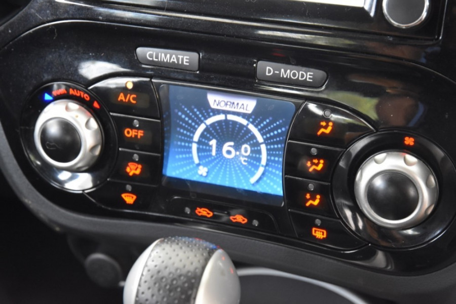 2014 Nissan JUKE F15 Ti-S Hatchback Image 15