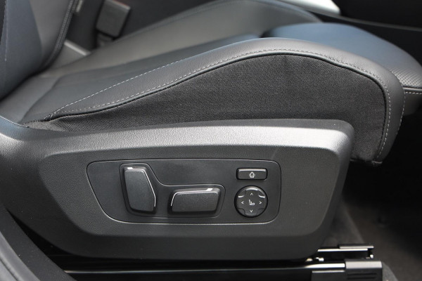 2025 BMW X3 G45 M50 xDrive SUV image 11