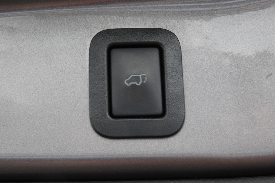 2018 MY17 Toyota Kluger GSU50R MY17 GXL 4X2 SUV Image 9