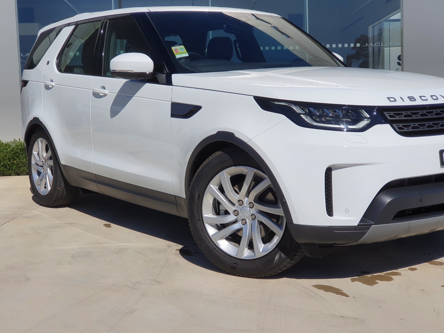 2020 Land Rover Discovery 4 DI Wagon Image 27