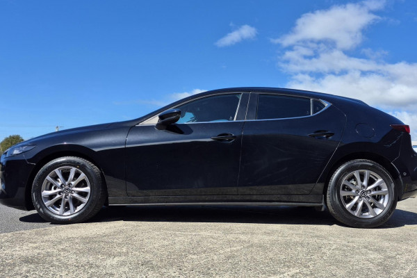 2020 Mazda 3 BP Series G20 Pure Hatch Image 28
