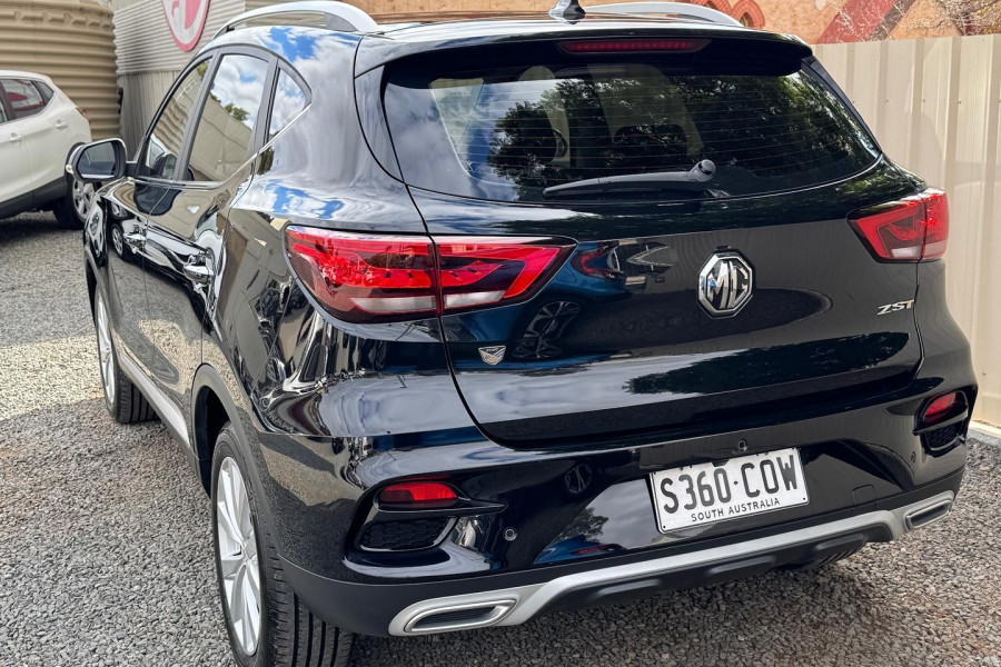 2022 MG ZST S13 Core SUV Image 9