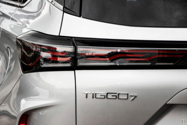2026 Chery Tiggo 7 T32 Super Hybrid Ultimate SUV Image 9