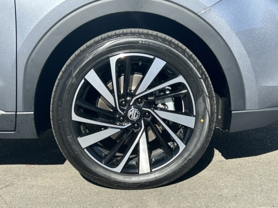 2026 MG ZS Essence Hybrid+ SUV Image 8