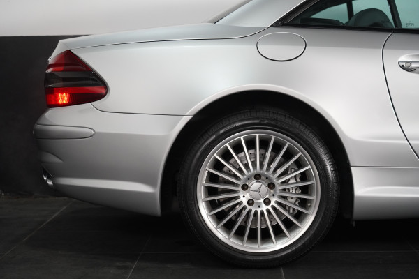 2003 Mercedes-Benz SL 55 AMG Convertible Image 14