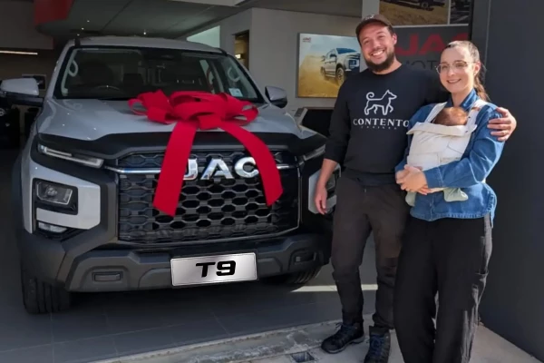 I drive a JAC. As told by Christian from Contento Canines, SA.