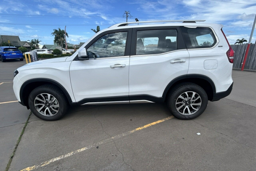 2024 MY23 Mahindra Scorpio  Z8L SUV Image 11