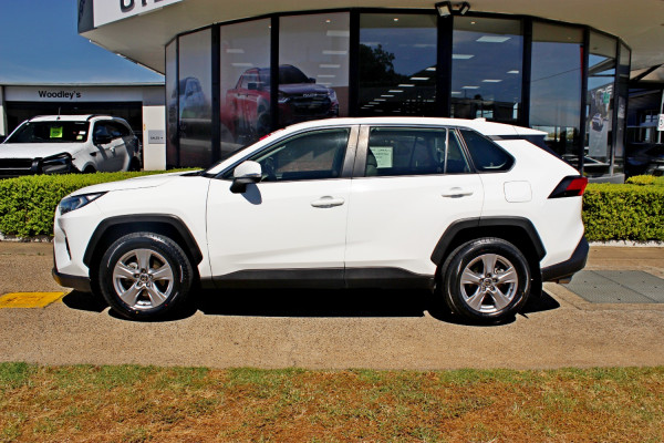2022 Toyota RAV4 MXAA52R GX SUV Image 5