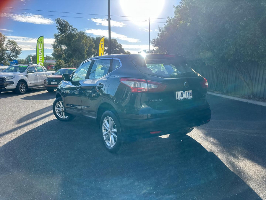 2017 Nissan QASHQAI J11 ST SUV Image 5