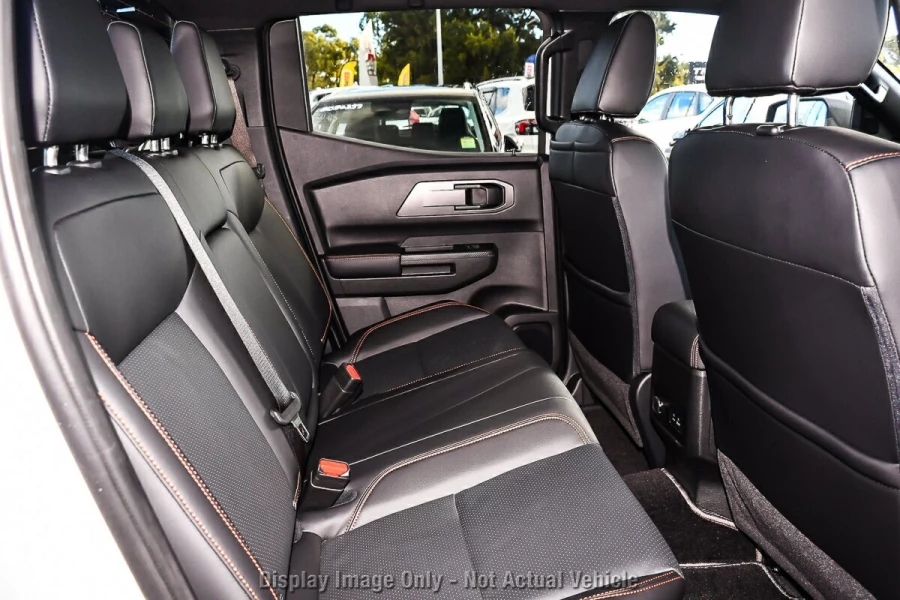 2026 Mitsubishi Triton MV Raider Ute Image 8