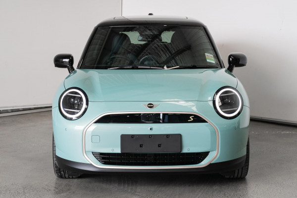 2026 MINI Cooper J01 SE Favoured Hatch image 4