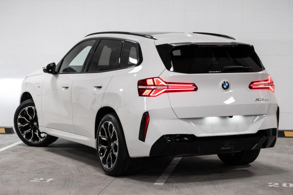 2026 BMW X3 G45 30e xDrive SUV image 2