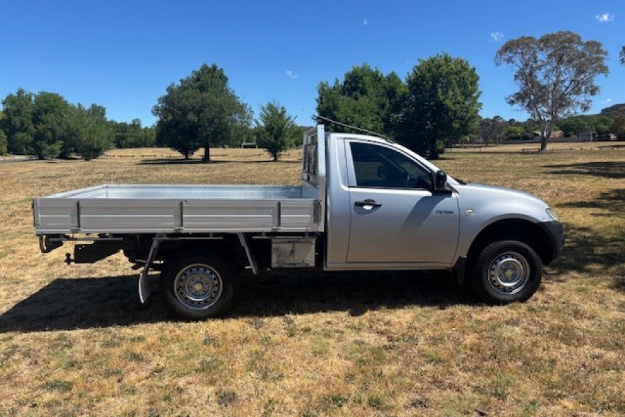 2015 Mitsubishi Triton MN GL Cab Chassis Image 8