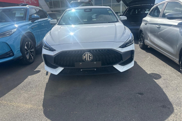 2025 MG MG5 AP32 Essence Sedan