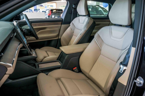 2026 MY27 Volvo ES90  Plus Single Motor Sedan Image 6