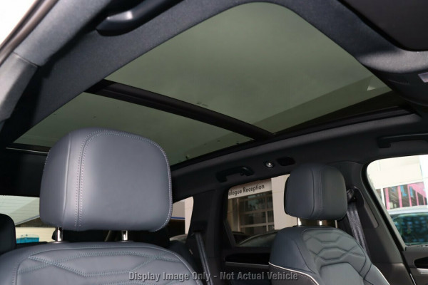 2026 Volkswagen Touareg RC 210TDI Wolfsburg Edition SUV Image 15