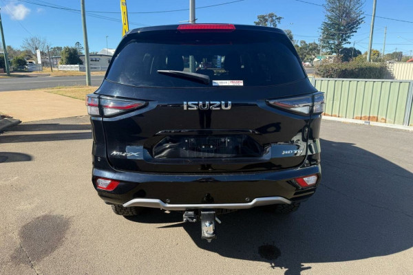 2021 Isuzu MU-X RJ LS-U SUV Image 7