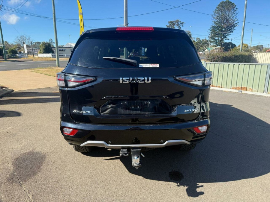 2021 Isuzu MU-X RJ LS-U SUV Image 7