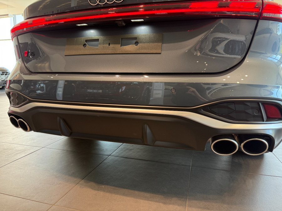 2026 Audi S5 Wagon Image 10