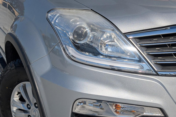 2014 SsangYong Rexton Y285 II SX SUV Image 8