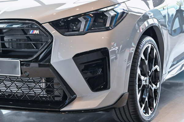 2025 BMW X2 U10 M35i xDrive SUV image 3