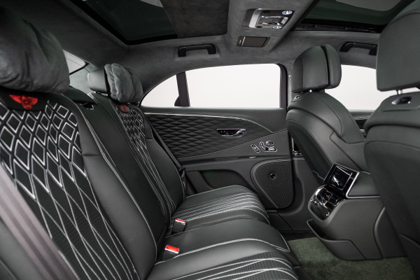 2023 Bentley Flying Spur 3S Azure V8 Sedan image 9