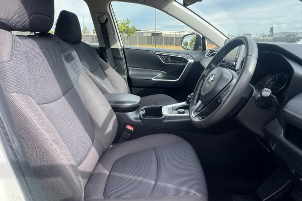 2022 Toyota RAV4 AXAH54R GX SUV Image 9