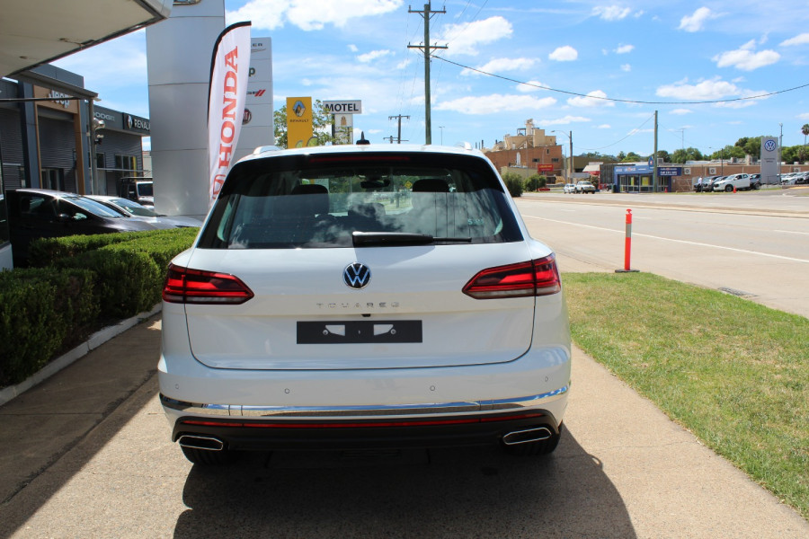 2020 MY21 Volkswagen Touareg CR 170TDI Suv Image 7