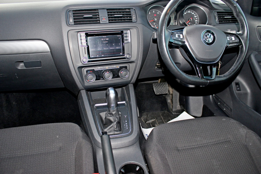 2017 MY16 Volkswagen Jetta 1B  118TSI 118TSI - Trendline Sedan Image 10