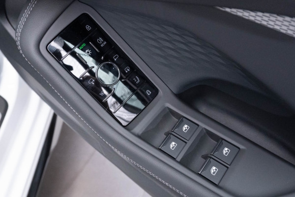 2025 Audi A5 B10 e-hybrid S-Line Sedan image 19