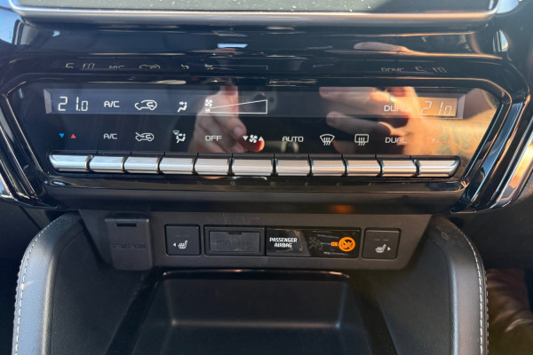 2022 MY23 Isuzu MU-X RJ LS-T SUV Image 22