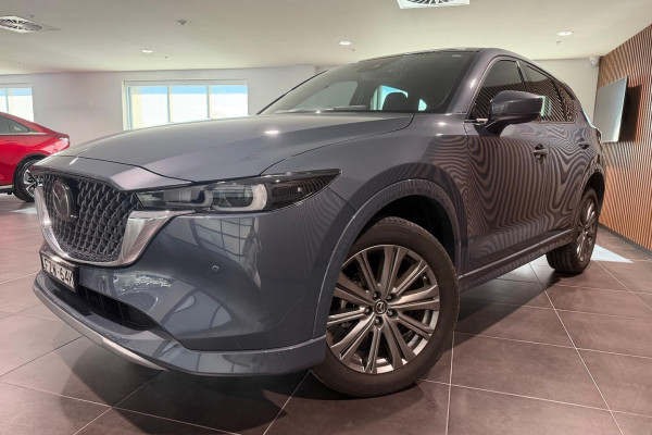 2026 Mazda CX-5 KM Series G25 Akera SUV Image 3