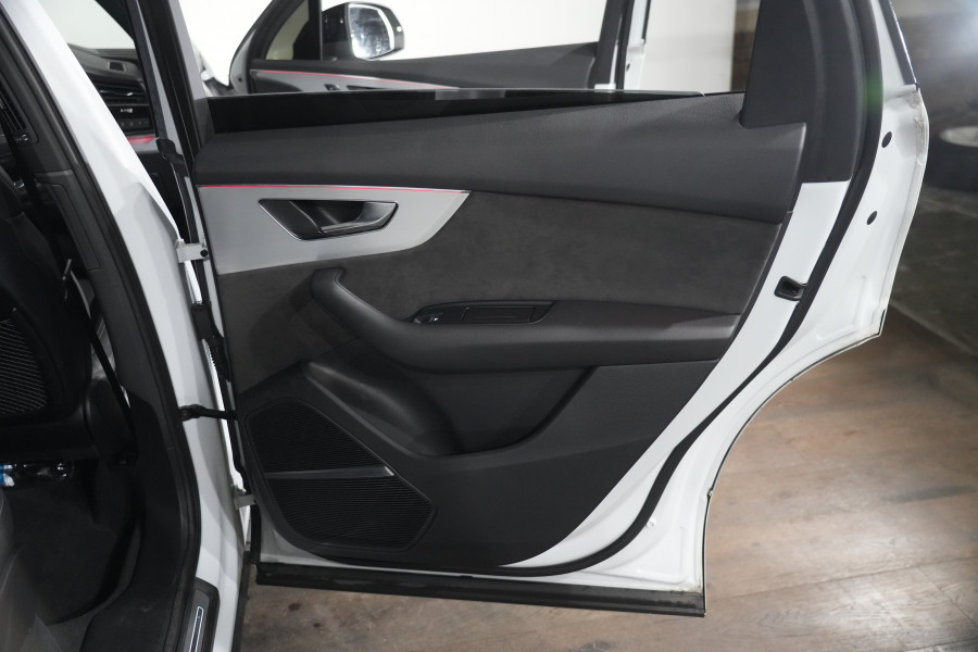 2021 Audi Q7 4M 55 TFSI S line SUV Image 36