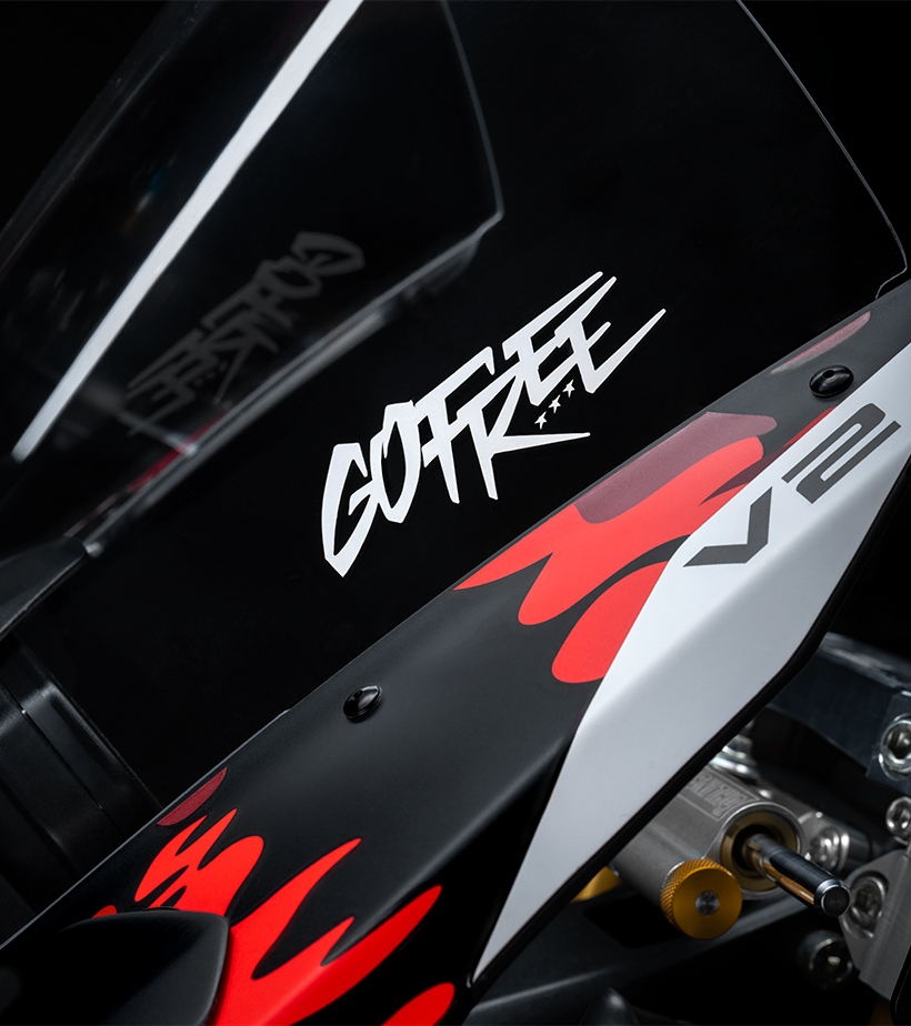 Racing Plexy with “GoFree” detail Image