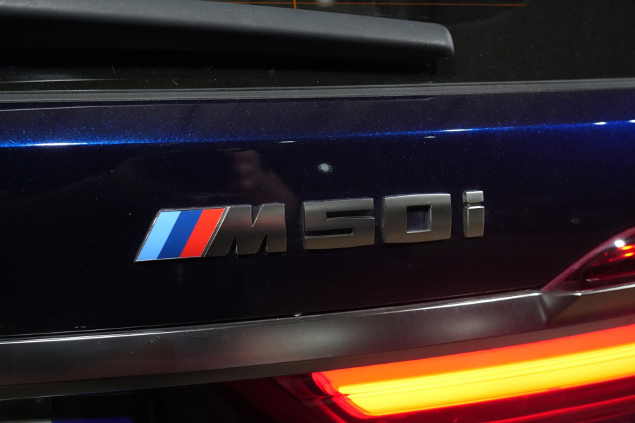 2020 BMW X7 M50i SUV