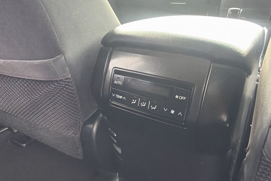 2014 Toyota LandCruiser Prado GDJ150R Altitude SUV Image 25