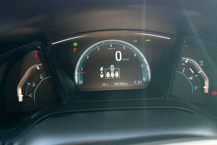 2017 Honda Civic 10th Gen VTi Hatch Image 11