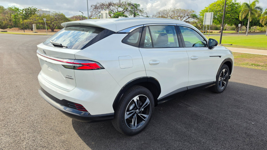 2026 MY25 MG HS AS33H Excite Hybrid+ SUV Image 13
