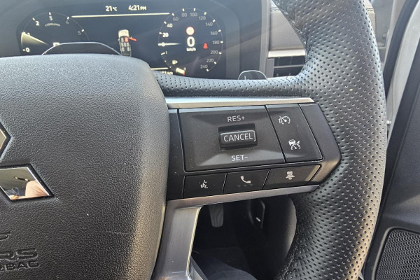 2025 Mitsubishi Outlander ZM LS SUV Image 18