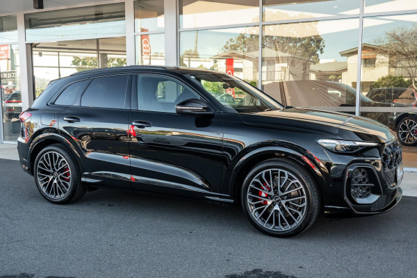 2026 Audi SQ5  SUV image 5