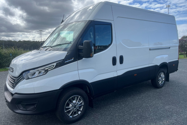 2024 Iveco Daily 35S18 Van