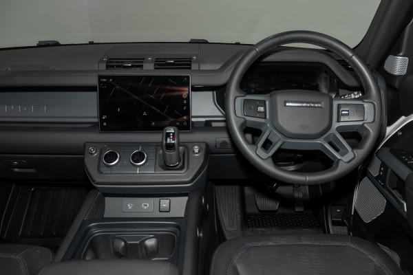 2024 Land Rover Defender L663 130 D300 X-Dynamic SE SUV Image 22