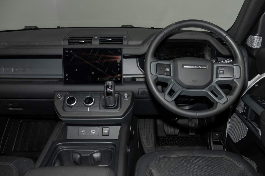 2024 Land Rover Defender L663 130 D300 X-Dynamic SE SUV Image 22