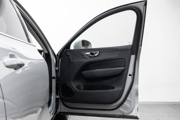 2026 Volvo XC60 UZ B5 Plus 2L Mild Hybrid AWD SUV Image 9
