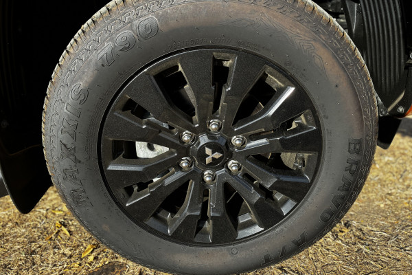 2025 Mitsubishi Triton MV GSR Ute Image 9