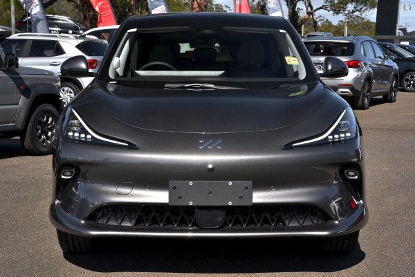 2026 MY25 MG IM6 S12L Platinum SUV Image 2