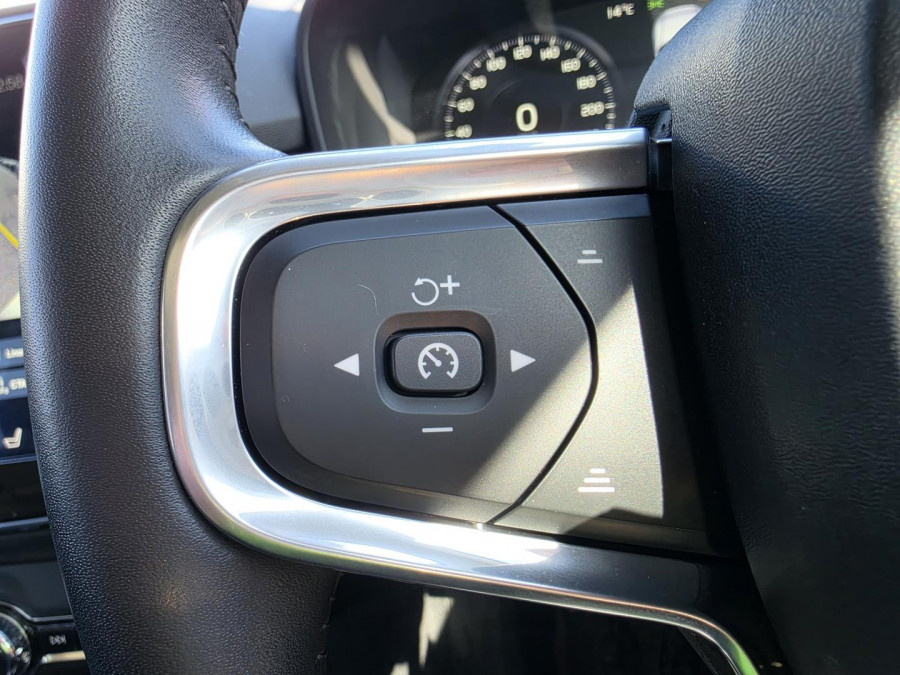 2018 MY19 Volvo XC40 XZ T4 Inscription SUV Image 28